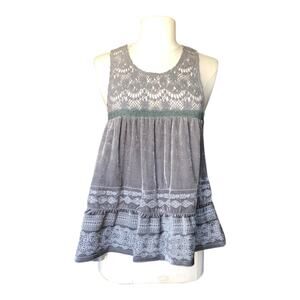 POL Tank Top Gray Tunic Keyhole Round Neck Poly Blend Sleeveless Womens Small